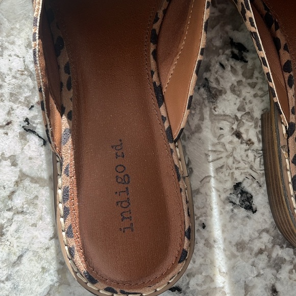 Indigo rd. Sueded mules - Picture 5 of 6